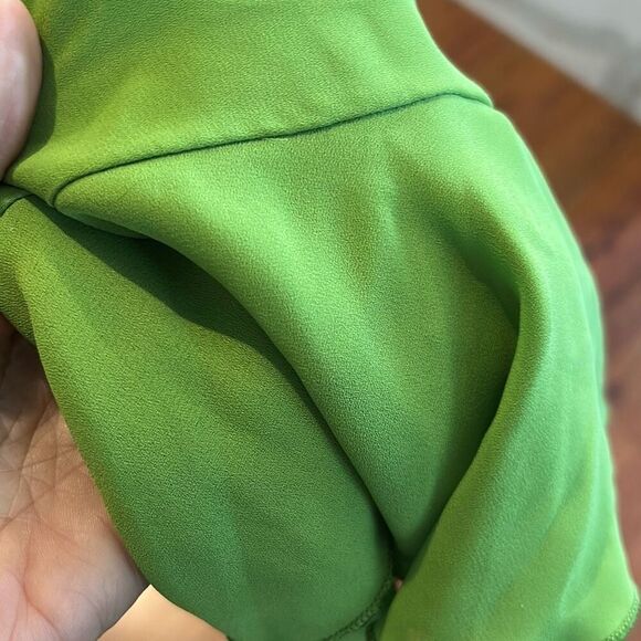 Avocado Green ruffled swimsuit wrap sarong size small - Picture 4 of 4